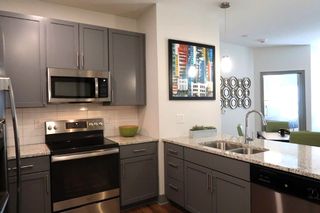 301 American Way N #44083a75b, Carmel, IN 46032