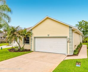 4381 Timothy Dr, Merritt Island, FL 32953