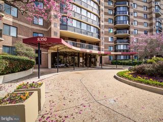 8350 Greensboro Dr #116, Mc Lean, VA 22102