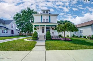 605 Perry St, Wapakoneta, OH 45895