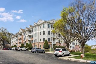 6217 Brookhaven Ct #217, Riverdale, NJ 07457