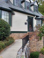 1537 Brianwood Rd, Decatur, GA 30033