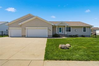 89 Cardinal Ave, Atkins, IA 52206