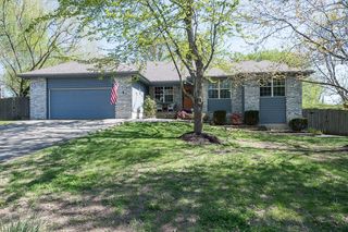 610 E  Grayrock Pl, Springfield, MO 65810