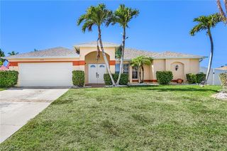 1932 SE 8th Ave, Cape Coral, FL 33990