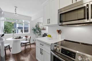 2552 14th Avenue W #203, Seattle, WA 98119