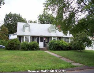 138 Seventh Street, Newington, CT 06111