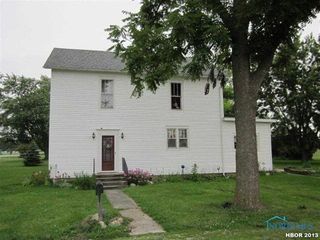 725 E  Mathias St, Leipsic, OH 45856
