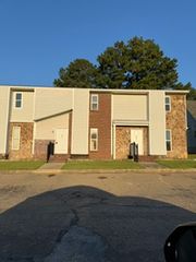 518 S  Woodburn Dr, Dothan, AL 36305