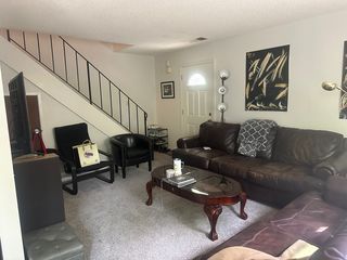 1341 Drake Dr #D, Davis, CA 95616