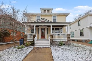 356 Pine Ave #2, Holland, MI 49423