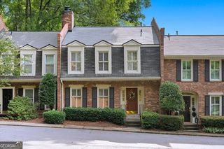 12 Queen Victoria Pl NE, Atlanta, GA 30342