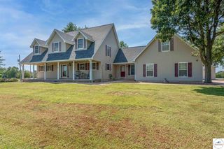 32350 Cummings Rd, Sedalia, MO 65301
