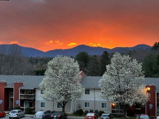 130 N  Ridge Dr #108-A, Asheville, NC 28804