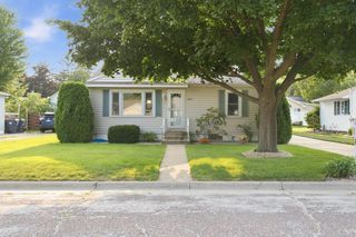 3160 26th STREET S S, La Crosse, WI 54601