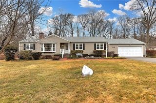 846 Brookside Drive, Orange, CT 06477