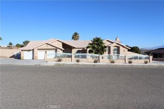 16263 Chiwi Rd, Apple Valley, CA 92307