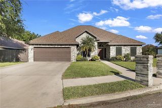 2214 Driftwood Dr, Mission, TX 78572