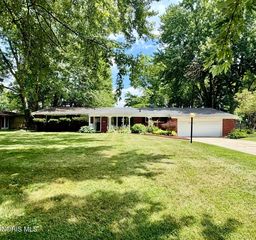 3318 E  Lincolnshire Blvd, Toledo, OH 43606
