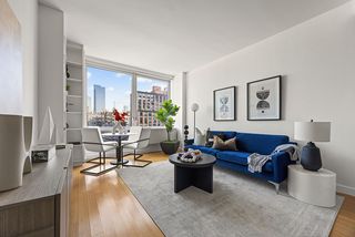 450 W  17th St #1103, New York, NY 10011
