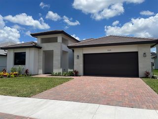 5028 Gambero Way Ave, Maria, FL 34142