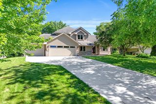 12401 94th Ave N, Maple Grove, MN 55369