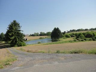 Young Rd, Nazareth, PA 18064