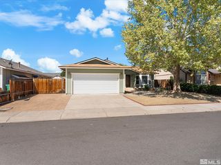 211 Alpine Dr, Dayton, NV 89403