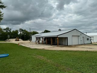 2506 Shaw Rd, West Brooklyn, IL 61378