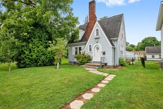 618 W  Pike St, Houston, PA 15342