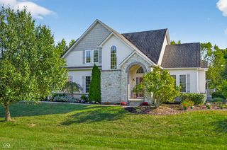 3325 Woodland Rdg, Columbus, IN 47201