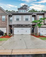 2136 Arnage Dr, Lithonia, GA 30058