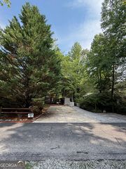 54 Hidden Valley Rd, Cleveland, GA 30528