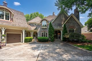 18822 Riverwind Ln, Davidson, NC 28036