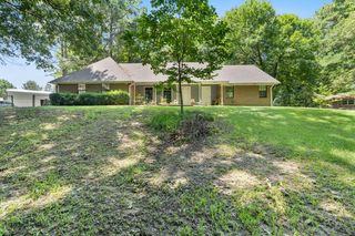 827 Highway 371, Mooreville, MS 38857