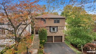 468 Morse Ave, Ridgefield, NJ 07657