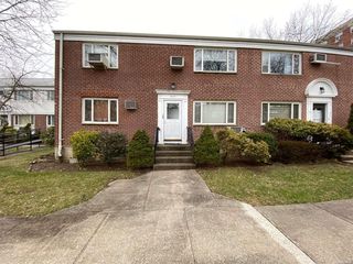 16-57 212 Street #127, Bayside, NY 11360