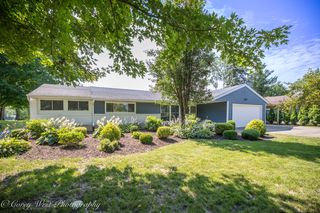 6183 N  River Dr, Oregon, IL 61061