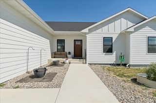 1002 4th Ln NE, Choteau, MT 59422