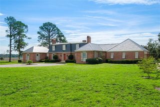 7800 SW 43rd Dr, Gainesville, FL 32608
