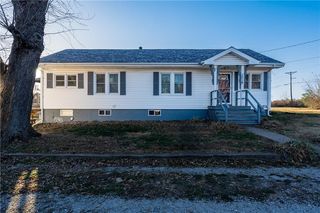 1319 W  Barr St, Nevada, MO 64772