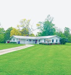 664 Marshall Rd, Coldwater, MI 49036