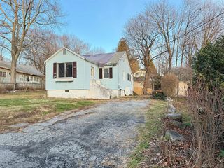 18 Geneva Drive, Kent Lakes, NY 10512