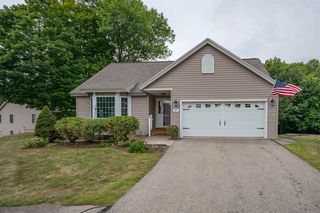 7 Country Lane, East Kingston, NH 03827
