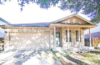 556 FOXFORD RUN DR, Schertz, TX 78108