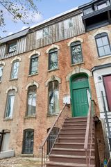 2424 N  Seminary Ave, Chicago, IL 60614