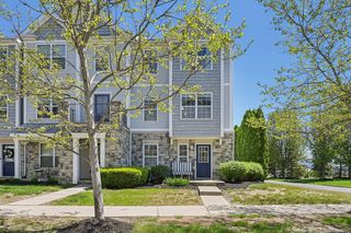 1410 Bloomington Blvd, Columbus, OH 43228