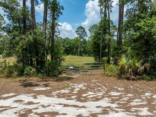 Wishing Stone Dr #6, Webster, FL 33597