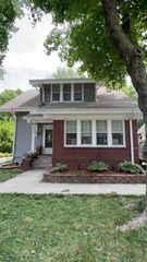712 Hodge Ave, Ames, IA 50010