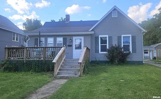 351 W  Walnut St, Canton, IL 61520